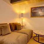 Vakantiehuis Charming Maltese Townhouse In *