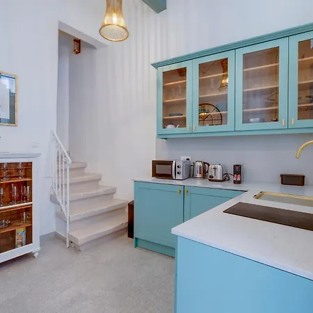 Charming Maltese Townhouse In *