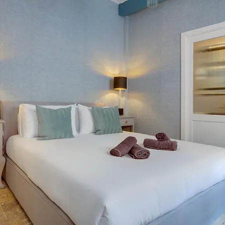 Charming Maltese Townhouse In 펜션